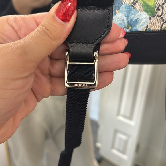 Gucci Bloom Backpack - Picture 10 of 14